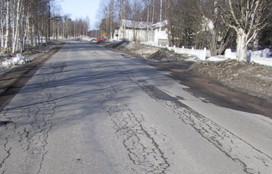 Why Pavements Deform Under Traffic: Viscoelastic Creep In Bitumen