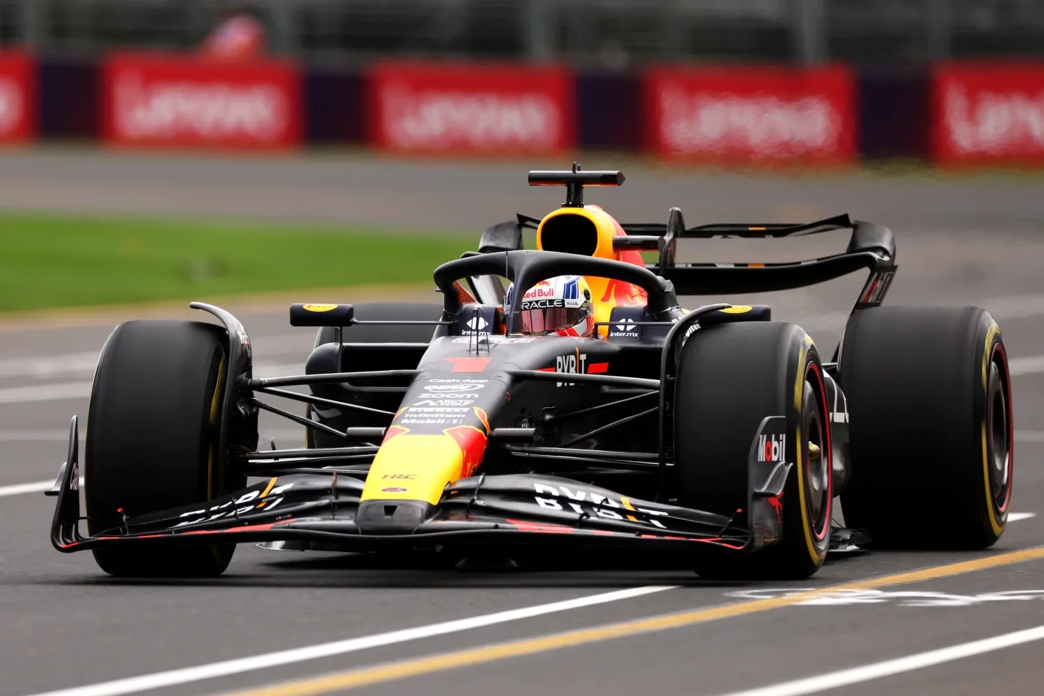 The Science of Speed: Aerodynamics and Drag in F1